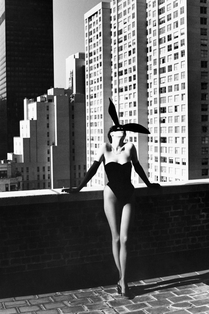4.-Helmut-Newton-Elsa-Peretti-New-York-1975-683×1024